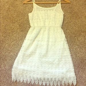 Cute white tunic top
